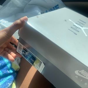 Brand New Jordan Cool Grey's 4.5